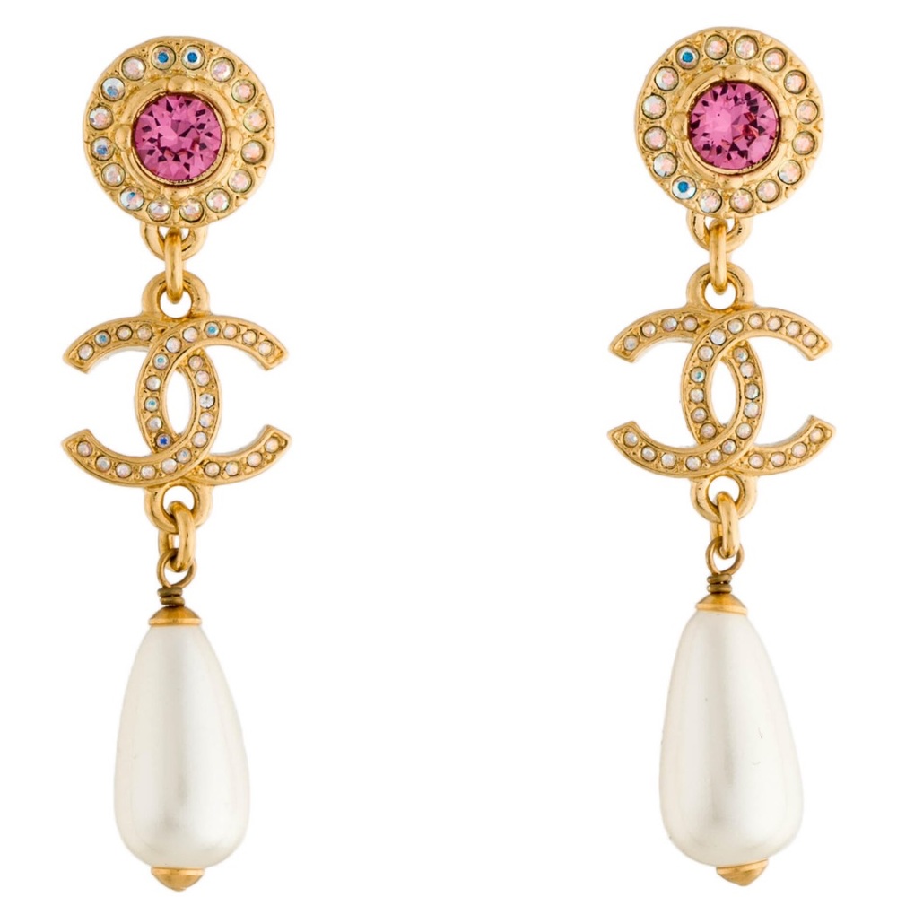 Beautiful pink and pearl Chanel drop earrings
